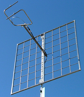 Galvanised steel FM Radio broadcast antenna square rear reflector screen, includes screen mounting hardware – 1.5 x 1.5m
